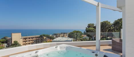 Marivent Luxury Apartments 3 double Rooms | Terrace/patio