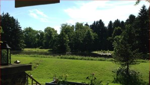 View from property - Le Petit Chateau Inn (Hyde Park)
