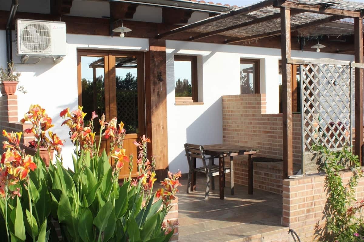 Studio Romantique, 1 chambre, coin cuisine, vue jardin | Terrasse/Patio