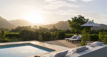 Cape Vue Country House