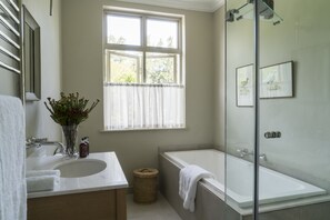 Luxury Suite | Bathroom | Separate tub and shower, deep soaking tub, rainfall showerhead - Cape Vue Country House (Franschhoek)