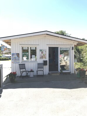 Check-in-/Check-out-Schalter