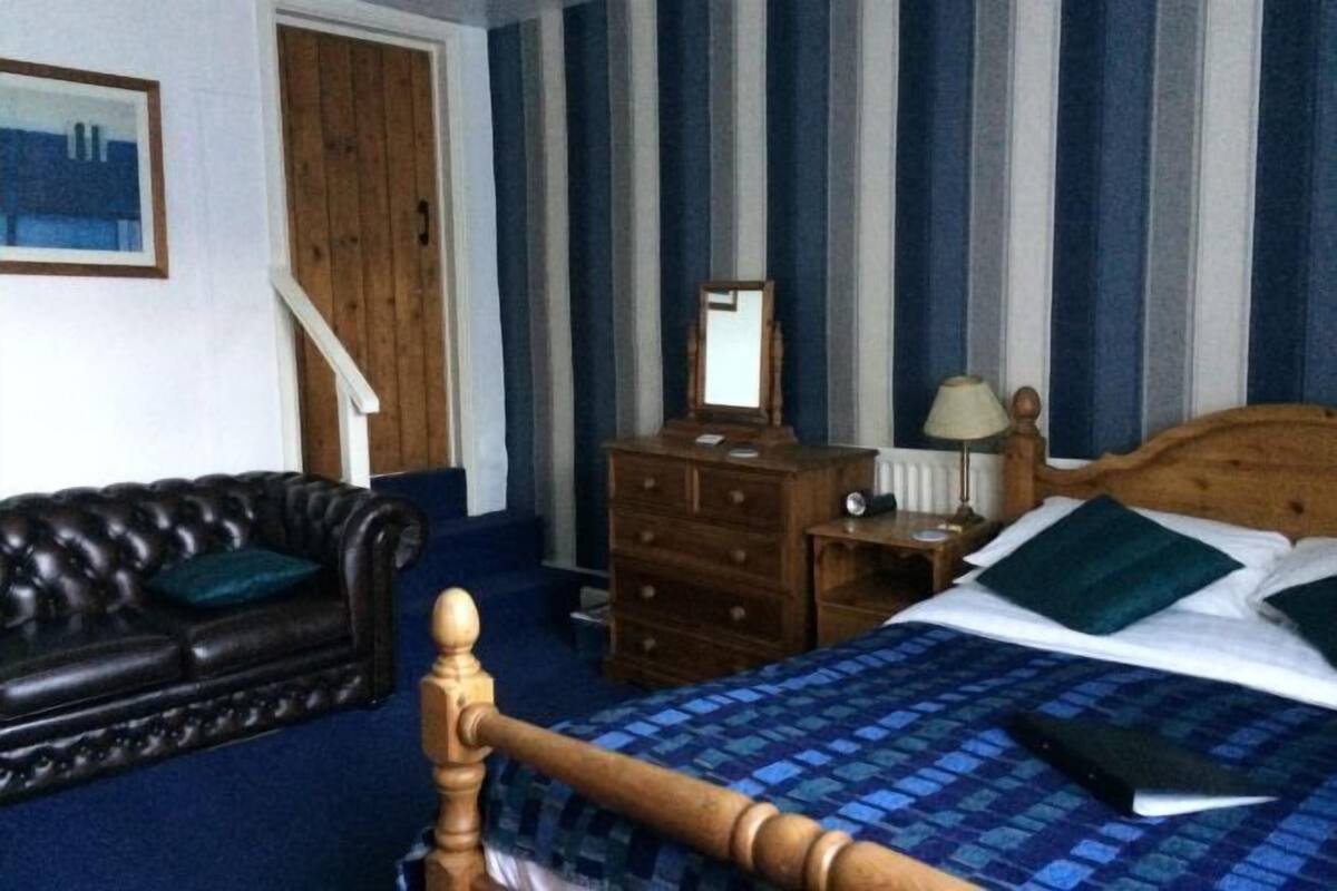 Premium bedding, bed sheets
