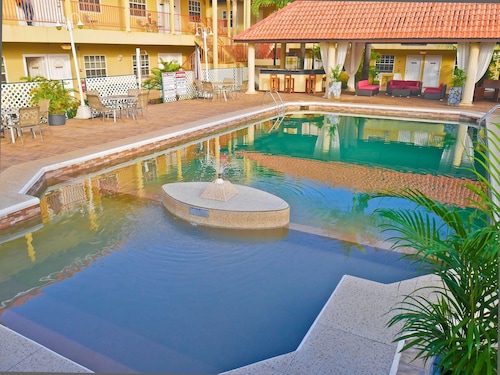 Hotel North Resort