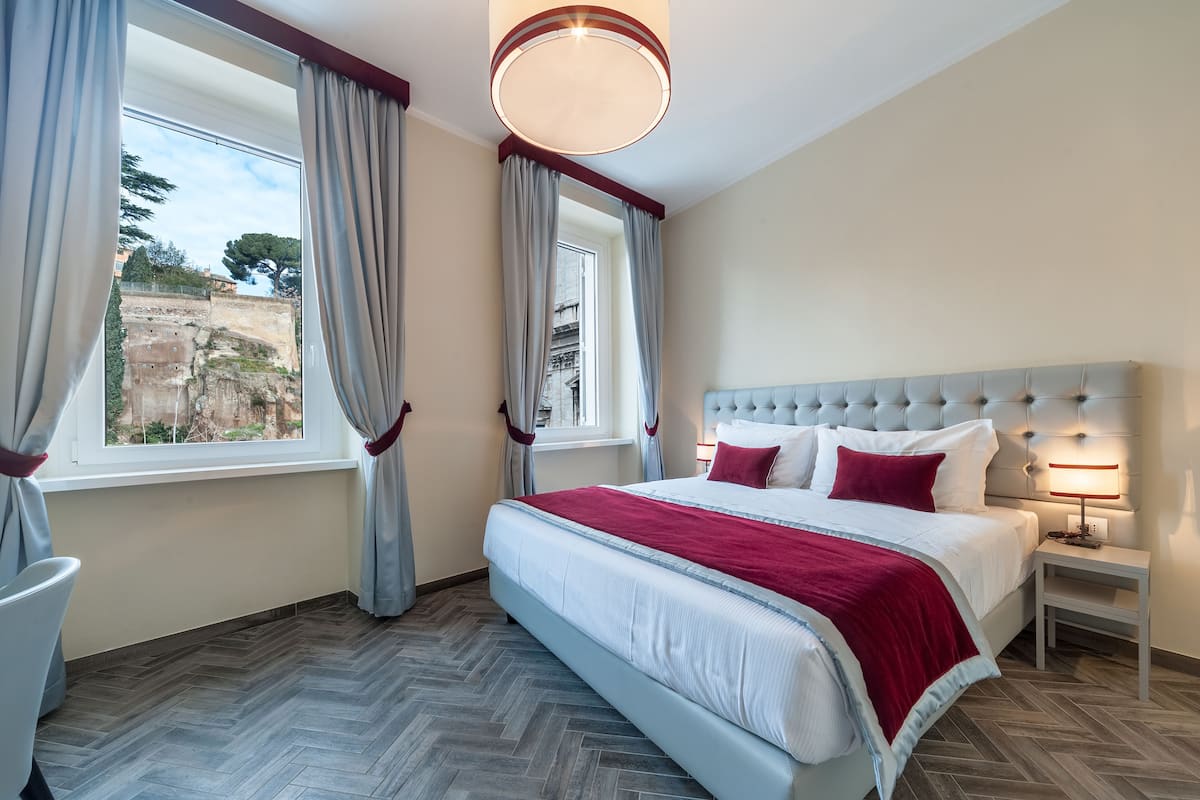 Deluxe Double Room, City View | Premium bedding, down duvets, memory-foam beds, minibar