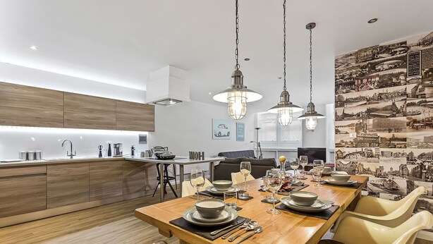 Suite Elite, 2 habitaciones, 2 baños, planta ejecutiva | 2 dormitorios, tabla de planchar con plancha, wifi gratis y ropa de cama