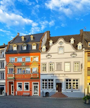 Façana frontal de l'allotjament