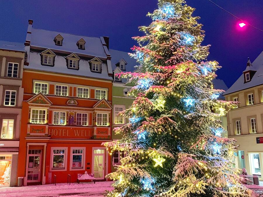 Front of property – evening/night