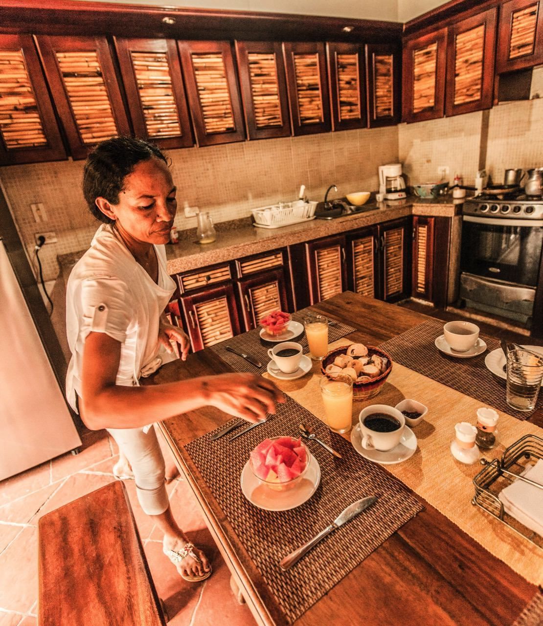 free daily full breakfast