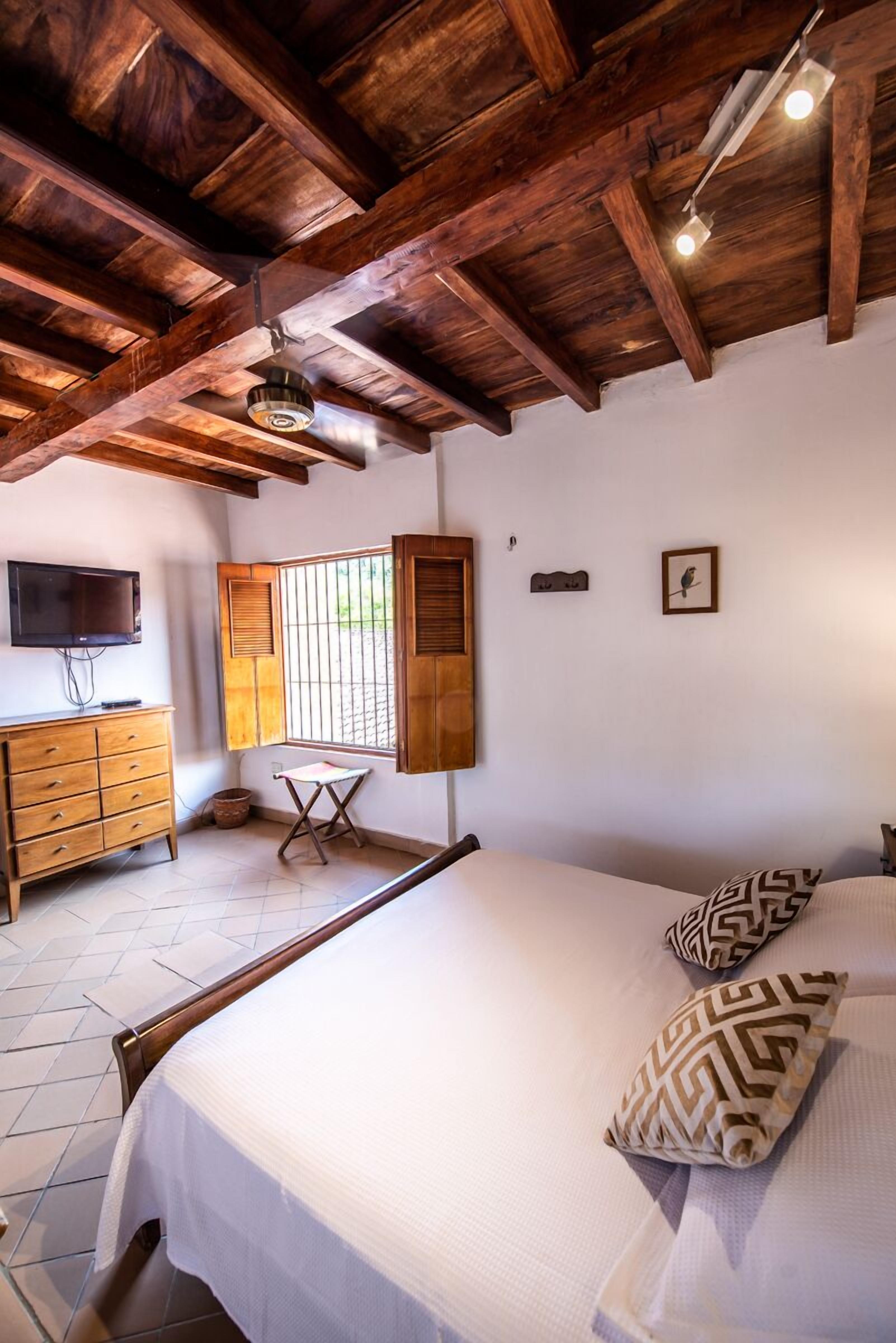 luxury suite, 1 king bed | in-room safe, free cots/infant beds, rollaway beds, free wifi