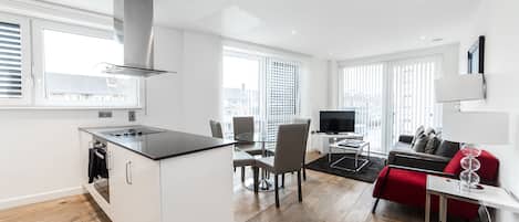 Appartement, 2 slaapkamers | Woonkamer | Flatscreentelevisie