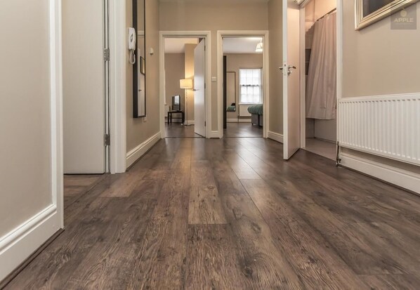 อพาร์ทเมนท์, 2 ห้องนอน | 1 ห้องนอน, เตารีด/โต๊ะรีดผ้า, Wi-Fi ฟรี