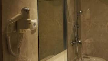 Shower, towels