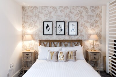 River Court Apartments LETS