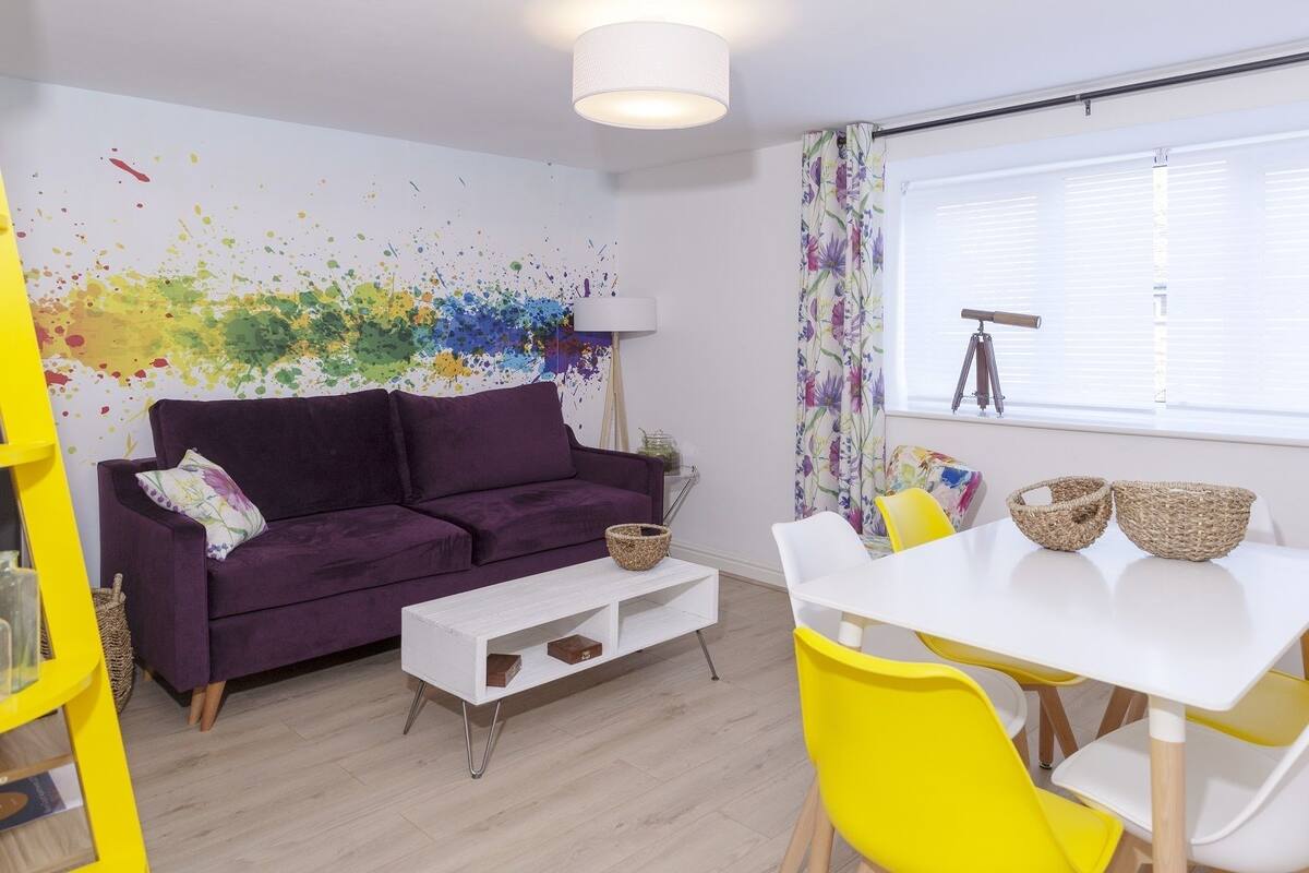 Design Apartment, 2 Bedrooms, LETS Colores | Living area