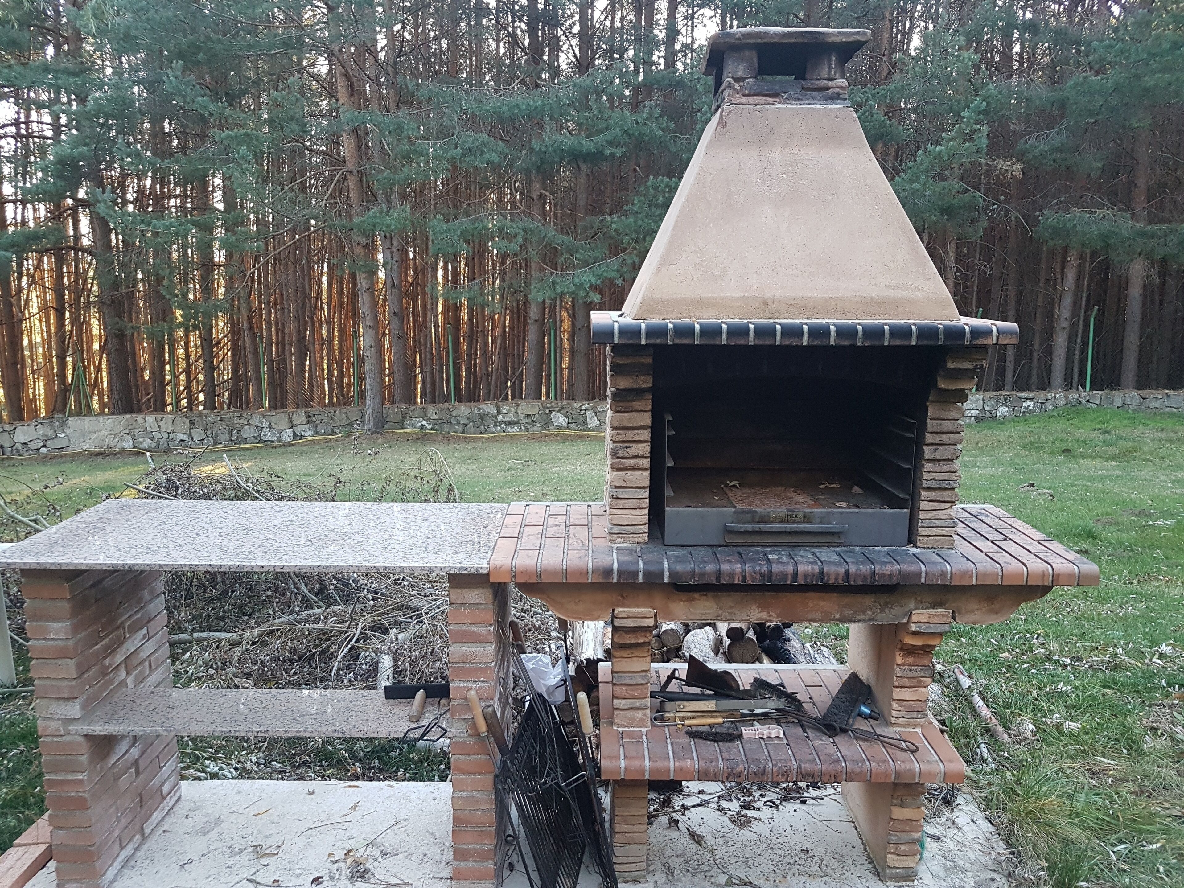 Aire de pique-nique/barbecue