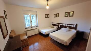 Apartament, 2 dormitoris (La Vista de Gredos 2) | 2 dormitoris, llençols de cotó egipci i roba de llit d'alta qualitat