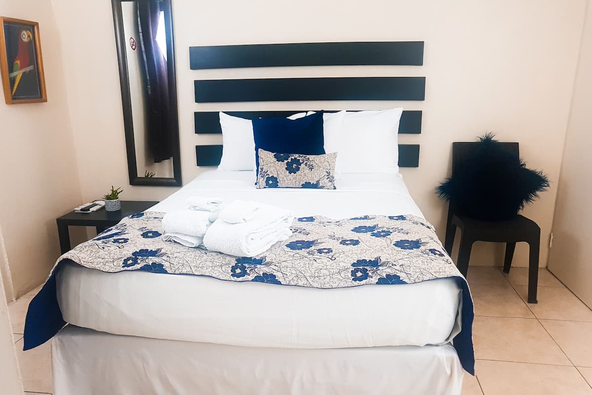 Basic Double Room | 1 bedroom, premium bedding, iron/ironing board, WiFi (free)