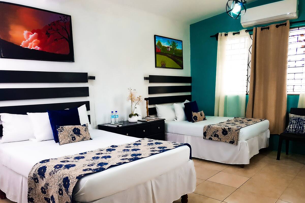 Standard Double or Twin Room, 2 Double Beds | 1 bedroom, premium bedding, iron/ironing board, WiFi (free)