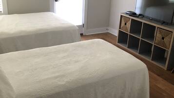 6 chambres, fer et planche Ă repasser, Wi-Fi, draps fournis