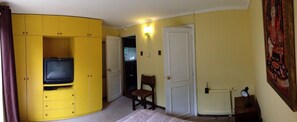 Superior Double Room, 1 Double Bed | Iron/ironing board, free WiFi, bed sheets