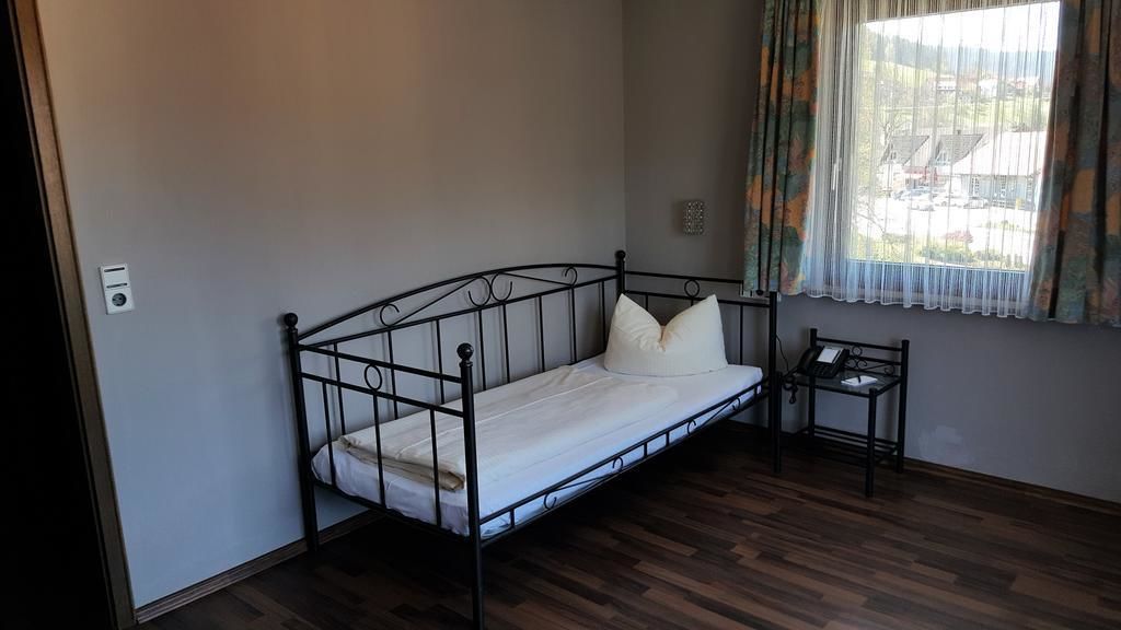 Phòng đơn | Bộ đồ giường cao cấp, két bảo mật tại phòng, bàn 