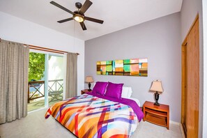 Departamento, 2 habitaciones | 2 habitaciones, caja de seguridad en la habitación y escritorio 