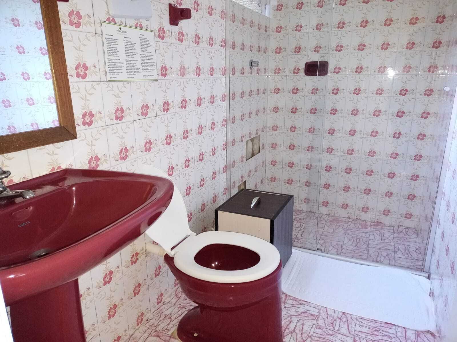 standard chalet | iron/ironing board, free wifi, bed sheets