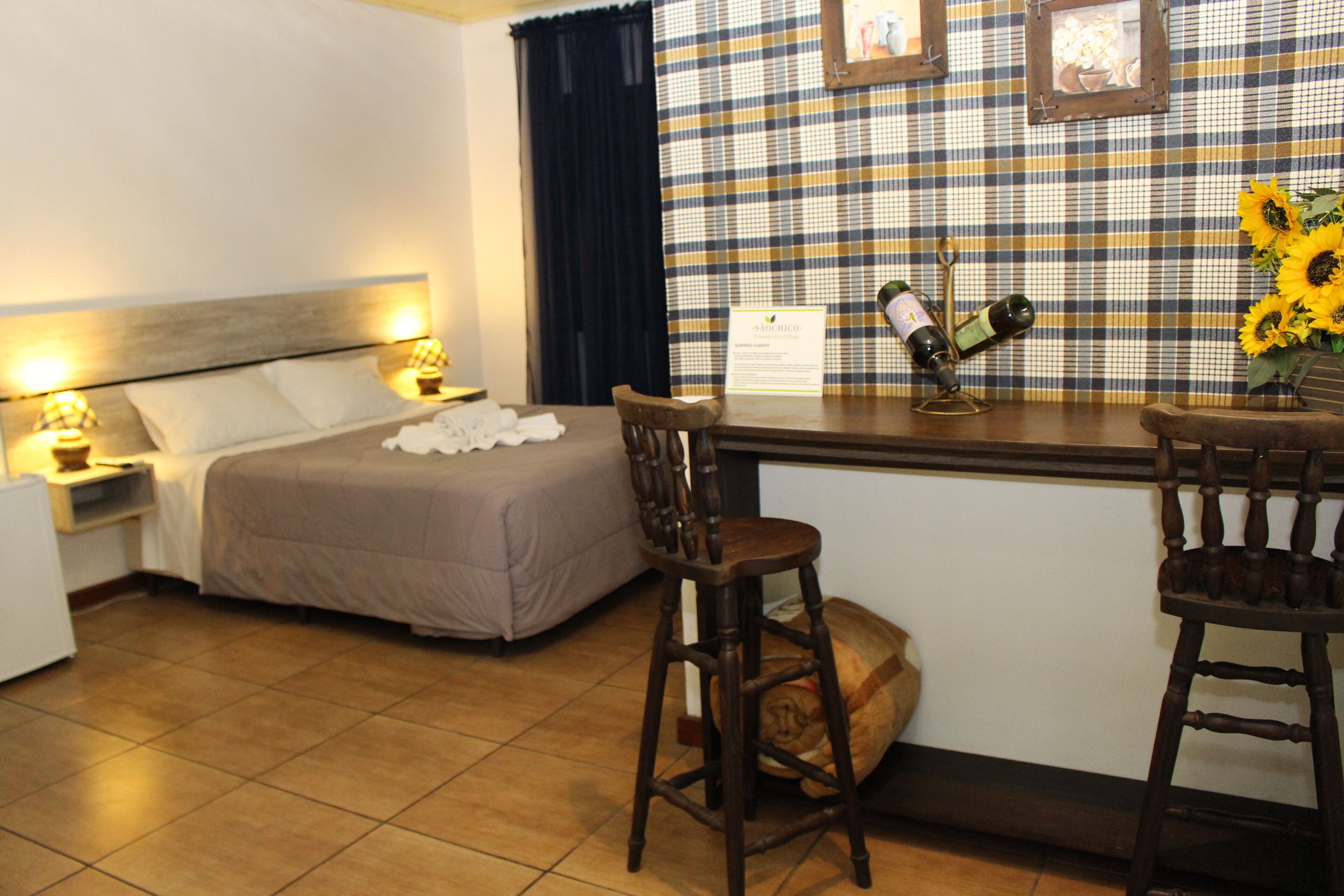deluxe double room | iron/ironing board, free wifi, bed sheets