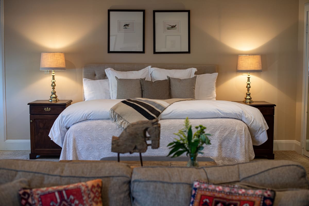 1 bedroom, premium bedding, in-room safe, desk