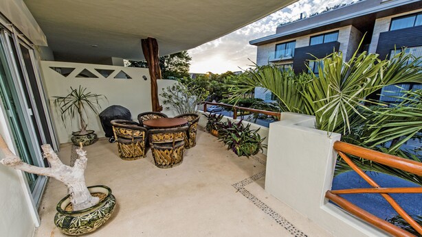 ระเบียง