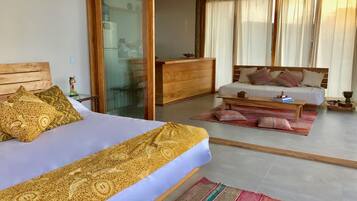 1 bedroom, in-room safe, iron/ironing board, rollaway beds