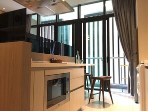 1 室のベッドルーム、アイロン / アイロン台、WiFi (無料)