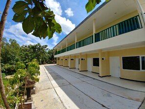 Front of property - Azana Green Resort Pracimantoro (Lebak)