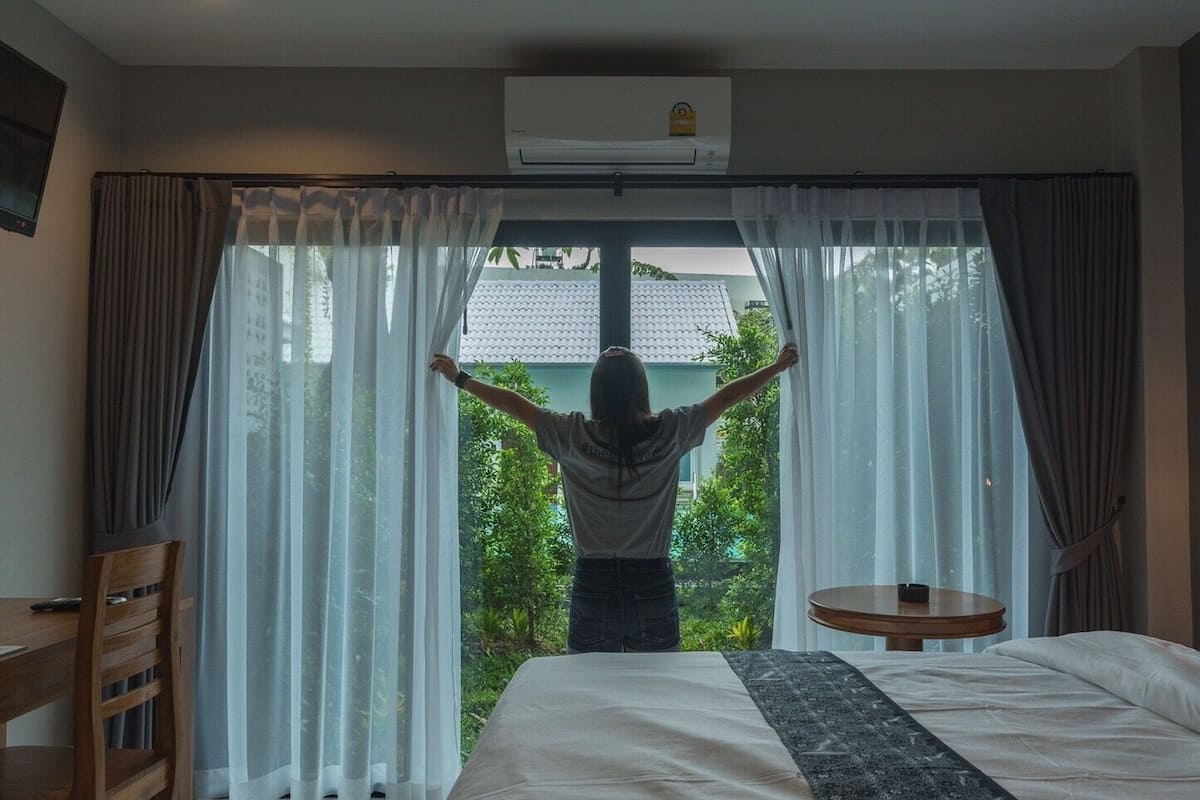 Phòng đôi Deluxe, có thể sử dụng hồ bơi, tầng trệt | Truy cập Internet không dây miễn phí, bộ trải giường 