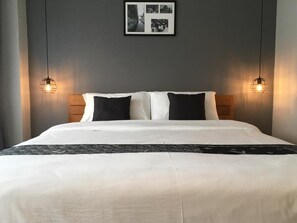 Standard Double Room - The Besavana Phuket (Phuket)