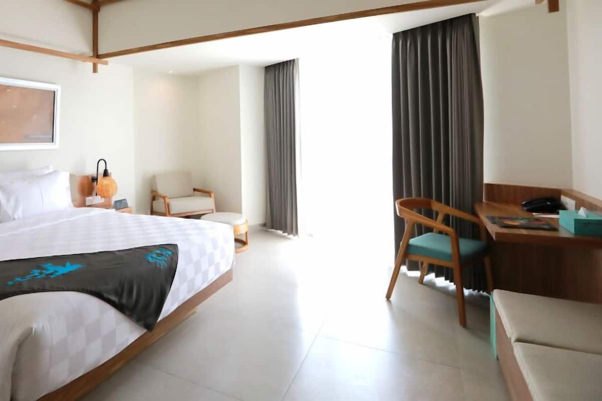 Adorable Room | Minibar, una cassaforte in camera, una scrivania, Wi-Fi gratuito