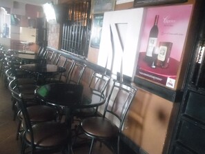 Bar (on property) - Magi Guest House (Thika)