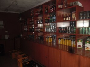 Bar (on property) - Magi Guest House (Thika)