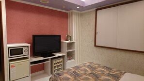 Deluxe Double Room | Minibar, soundproofing, free WiFi, bed sheets