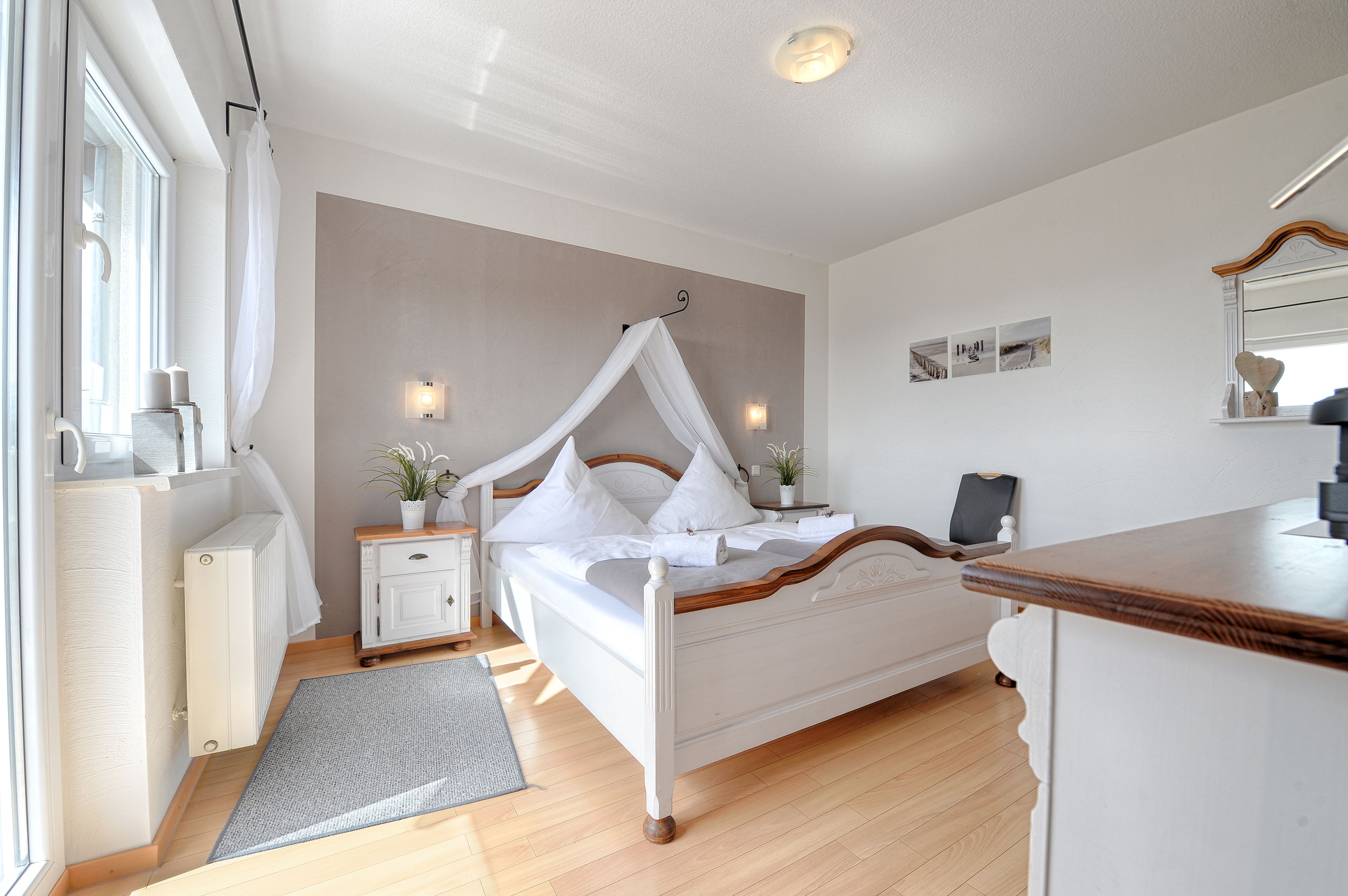honeymoon suite | in-room safe, iron/ironing board, cots/infant beds, rollaway beds