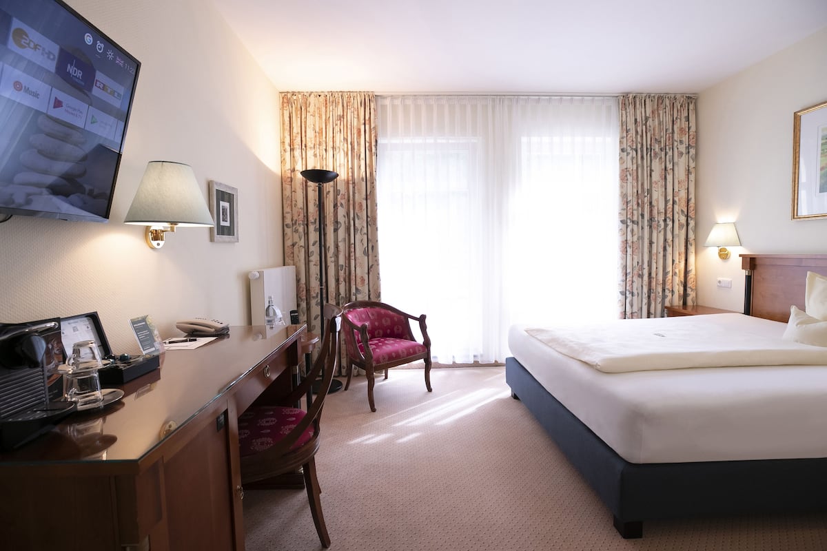 Single Room (Forestside) | 1 bilik tidur, bar mini, peti besi dalam bilik, meja