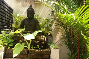 Garden - Almali Luxury Residence (Rawai)