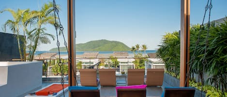 Panoramic Sea View Luxury 4-Bedroom Private Pool Villa | Terassi/patio