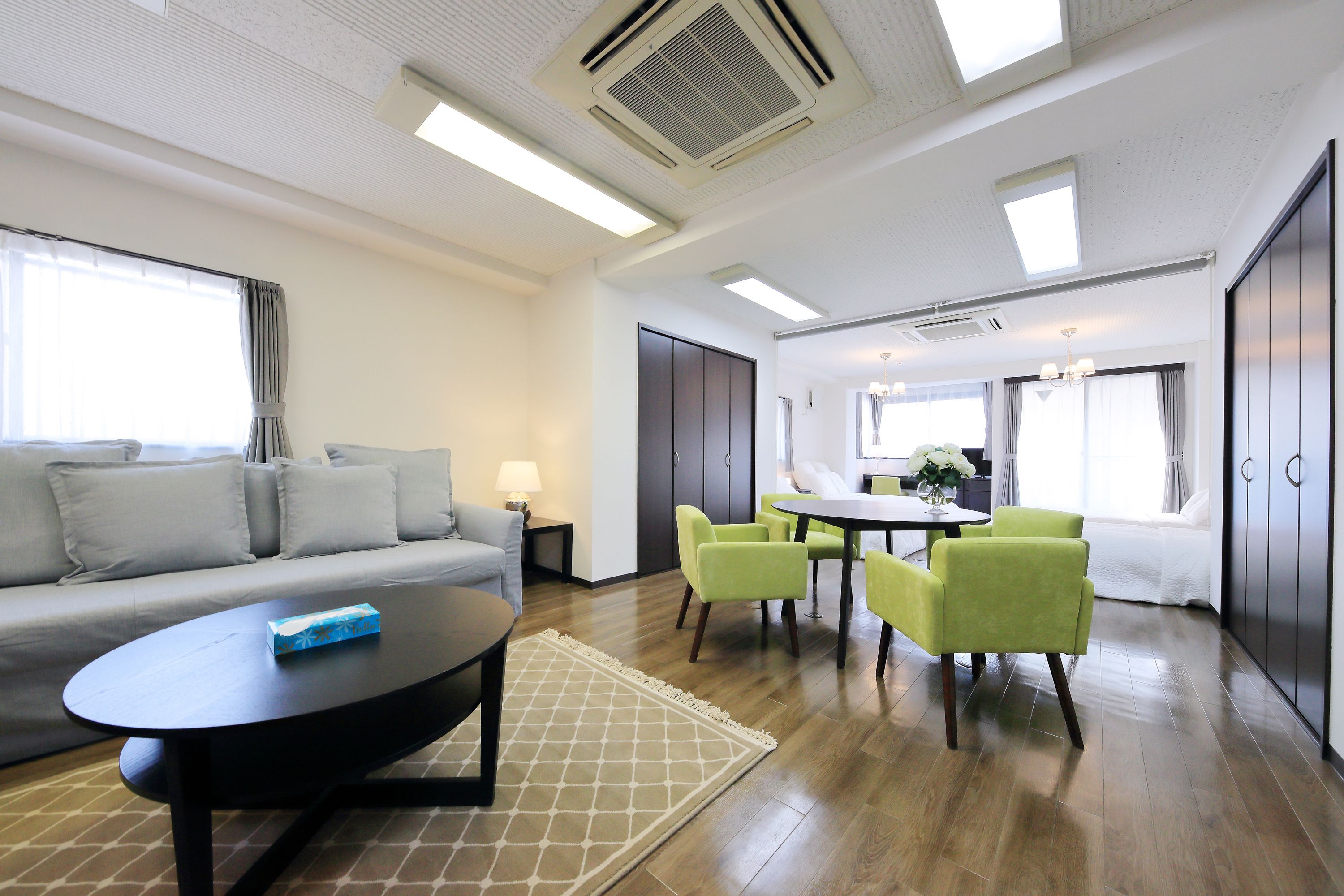 Apartamento luxo | Área de estar | TV de tela plana