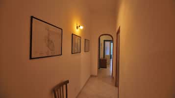 Apartment, 3 Bedrooms | Room amenity