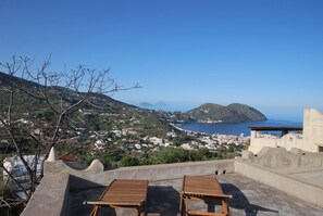 Villa, 2 Bedrooms, 2 Bathrooms | Terrace/patio