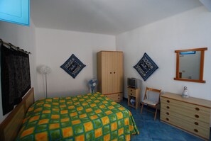 Studio | Free WiFi, bed sheets
