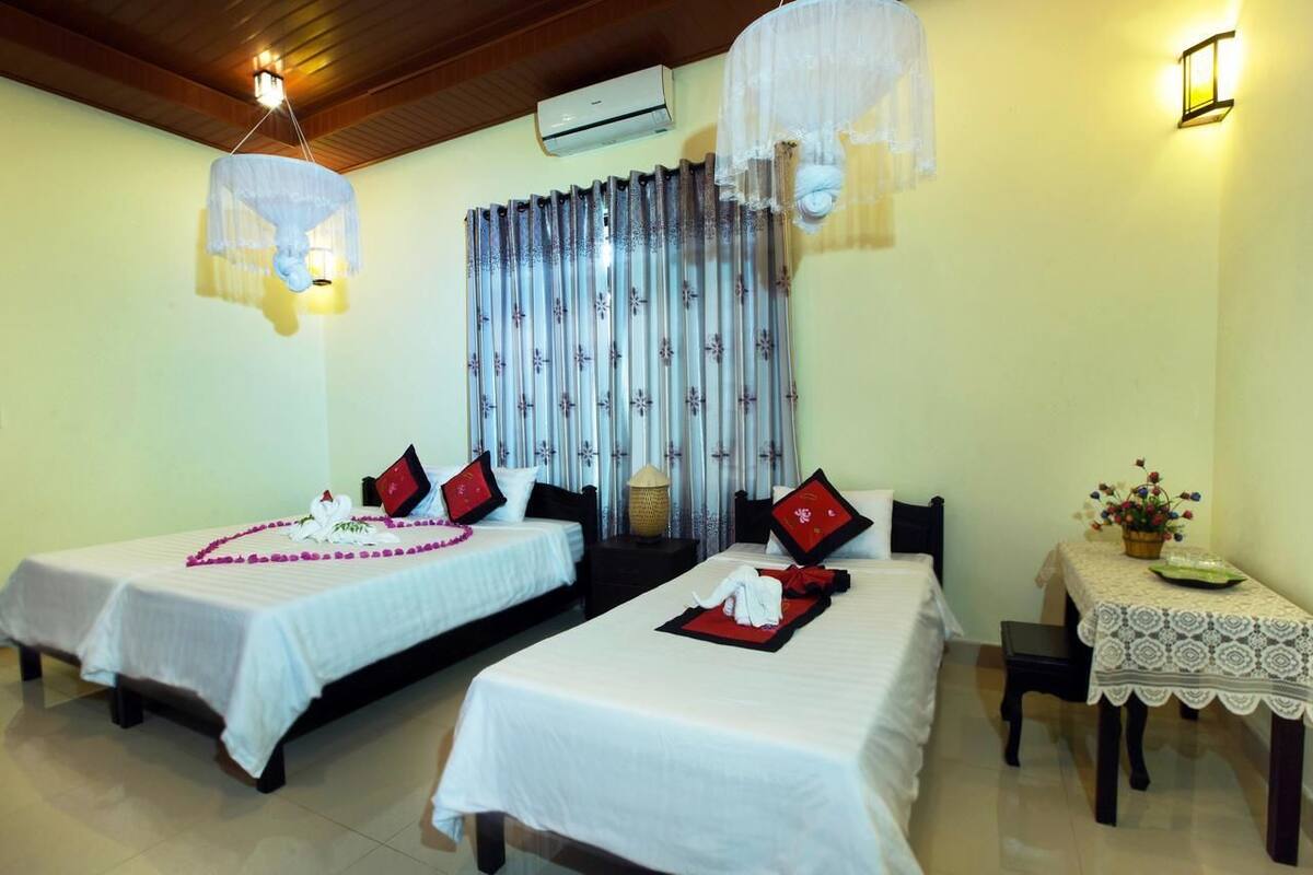 Twin Room | Desk, blackout drapes, soundproofing, free WiFi