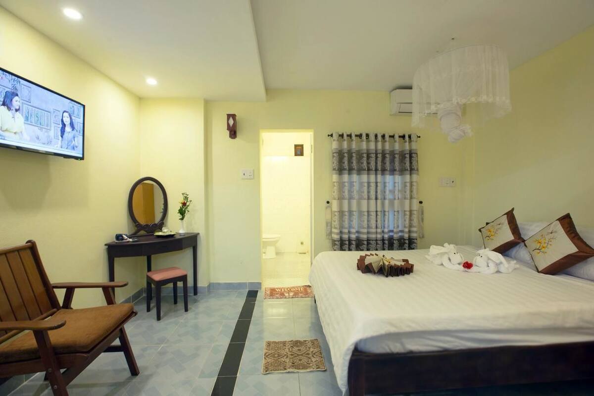 Double Room | Desk, blackout drapes, soundproofing, free WiFi